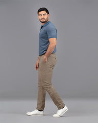 PANTALON TWILL HOMBRE SLIM SEMI AJUSTADO